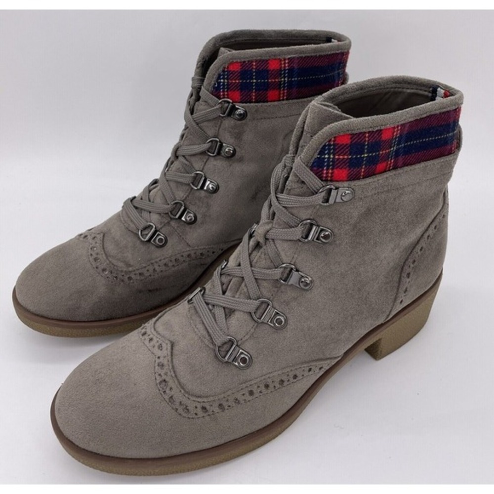 Tommy Hilfiger TWYAZI-M Wingtip Lace Up Grey Plaid Faux Suede Ankle Boots Sz 8.5